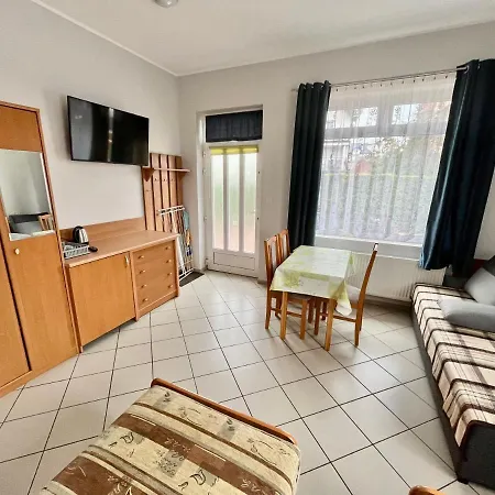 Sofia ホームステイ ジブヌベク